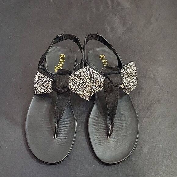 BRAND NEW ROUGE HELUIM RHINESTONES EMBELLISHMENTS BOW THONG WOMEN"S SANDAL - Picture 2 of 11